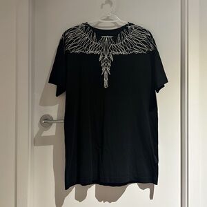 Marcelo Burlon County of Milan Black T-Shirt with White Geometric Wing Print